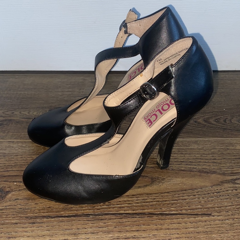 Mojo Moxy Black Heels